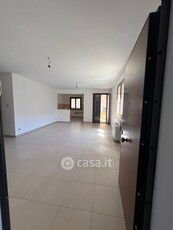 Appartamento in Affitto in Via Alessaandro Manzoni 20 a Torretta