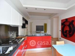 Appartamento in Affitto in Via Arnaldo da Brescia a Genova