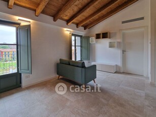Appartamento in Affitto in Via Bonaventura Zumbini 39 a Milano