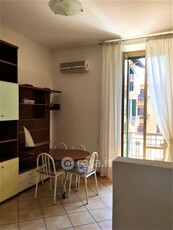 Appartamento in Affitto in Via Crema 15 a Milano