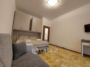 Appartamento in Affitto in Via dei Caniana 6 a Bergamo