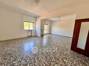 Appartamento in Affitto in Via Domenico Mandragora 31 a Bari