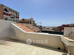 Appartamento in Affitto in Via Francesco Crispi 5 a Catania