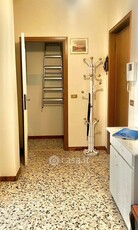 Appartamento in Affitto in Via M. Valenti a Parma