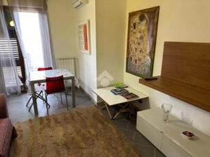 Appartamento in Affitto in Via Mario Pichi a Milano