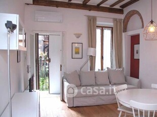 Appartamento in Affitto in Via Pietro Custodi 12 a Milano
