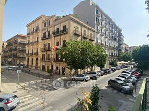 Appartamento in Affitto in Via Principe di Belmonte a Palermo