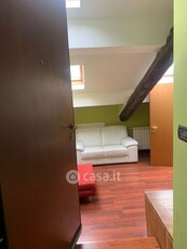 Appartamento in Affitto in Via Privata Alberico da Barbiano 5 a Milano
