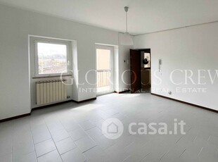 Appartamento in Affitto in Via Roberto Cozzi 50 a Milano