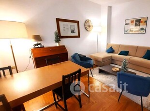 Appartamento in Affitto in Via San Vincenzo 18 a Milano