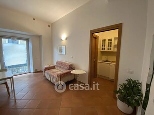 Appartamento in Affitto in Via Villafranca a Ancona