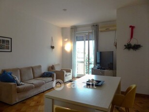 Appartamento in Affitto in Viale Carlo Troya 4 a Milano