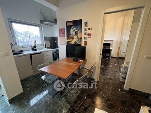 Appartamento in Affitto in Viale Emilio Caldara a Milano