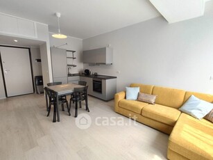 Appartamento in Affitto in Viale Monza 87 a Milano