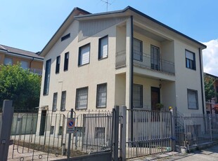 Appartamento in vendita a Cernusco Sul Naviglio Milano