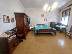 Appartamento in Vendita a Firenze, 350'000€, 101 m²