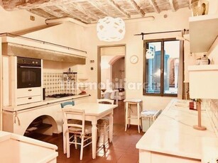 Appartamento in vendita a Firenze Borgo Ognissanti