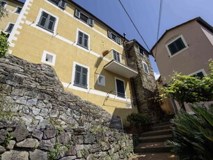 Appartamento in vendita a Levanto La Spezia Gallona