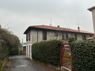 Appartamento in Vendita a Lurago d'Erba