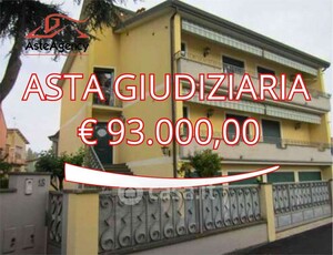 Appartamento in Vendita in Via Antonio Rosmini 18 a Rovigo