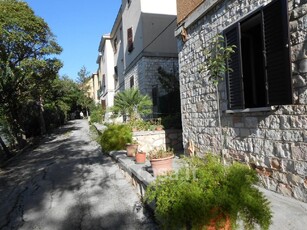 Appartamento in Vendita in Via Ascoli Piceno a Ancona