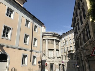 Appartamento in Vendita in Via Felice Venezian 27 a Trieste