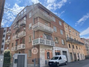 Appartamento in Vendita in Via Giovanni Bulgarelli a Ferrara