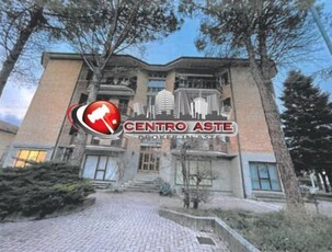 Appartamento in Vendita in Via Nazionale a Urbino