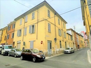 Appartamento in Vendita in Via Scalabrini 94 a Piacenza