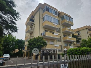 Appartamento in Vendita in Viale Lugano 45 a Rimini