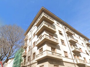 Appartamento in Viale dei Mille, Firenze, 6 locali, 2 bagni, 184 m²