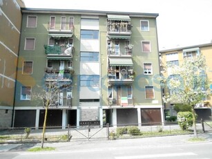 Appartamento Trilocale in ottime condizioni, in vendita in Via Puccini 95, Bergamo