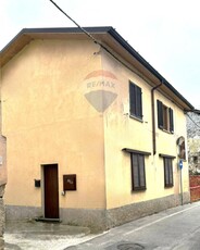 Bilocale in Via Trento, Capriate San Gervasio, 1 bagno, con box, 40 m²
