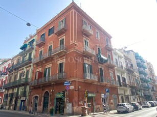 Casa a Bari in Via Quintino Sella, Centro