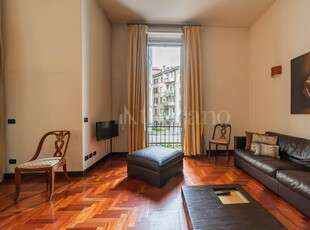 Casa a Milano in Via Monte Rosa 14, Amendola