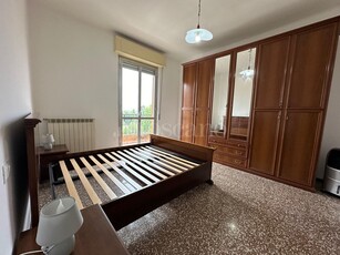 Casa a Rozzano in Via Lambro, 12