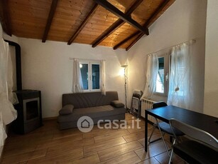Casa Bi/Trifamiliare in Affitto in Località Guercio Carpione a Lerici