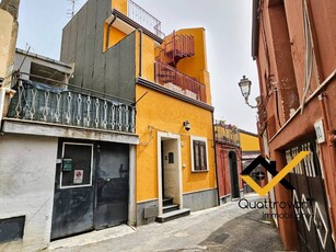 Casa indipendente in Affitto a Trecastagni Via Amedeo D'Aosta