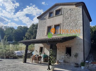 Casa indipendente in Contrada Sambuco, Ferrazzano, 3 locali, 3 bagni