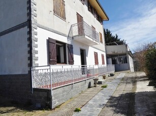 Casa indipendente in Strada provinciale 24, Acqui Terme, 370 m²