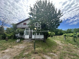 Casa indipendente in vendita a Castel Di Sangro