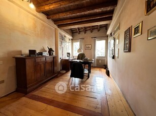 Casa indipendente in Vendita in Borgo Camillo Benso Conte di Cavour a Treviso