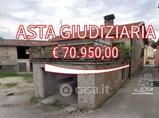 Casa indipendente in Vendita in Via della Fontana 4 a Belluno