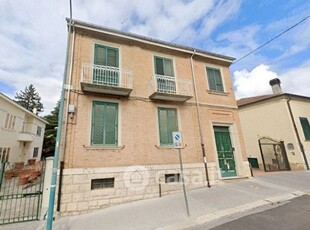 Casa indipendente in Vendita in Via Trento 5 a Campobasso