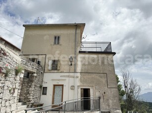 Casa indipendente in Vittorio Veneto, Roccaraso, 4 locali, 2 bagni