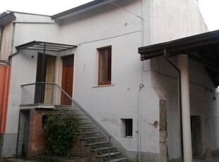 Casa semi indipendente in vendita a Cesinali Avellino