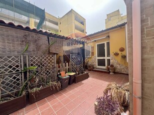 Casa semindipendente in Via Monte Zebio, Cagliari, 4 locali, 2 bagni