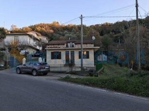 Casa singola in ottime condizioni in vendita a Vallo Della Lucania