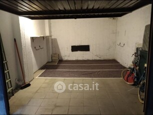 Garage/Posto auto in Affitto in Via Cardinal Ferrari 60 a Sesto San Giovanni