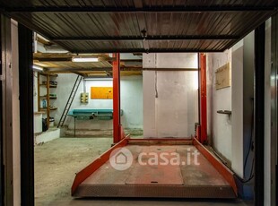 Garage/Posto auto in Affitto in Via Pacchiotti 77 a Torino